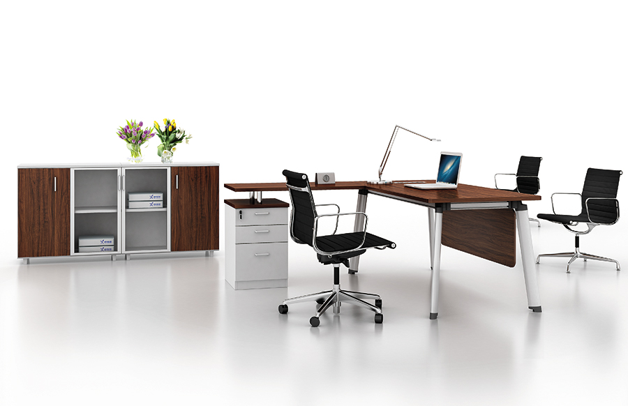 路德--主管台2 副本.jpg