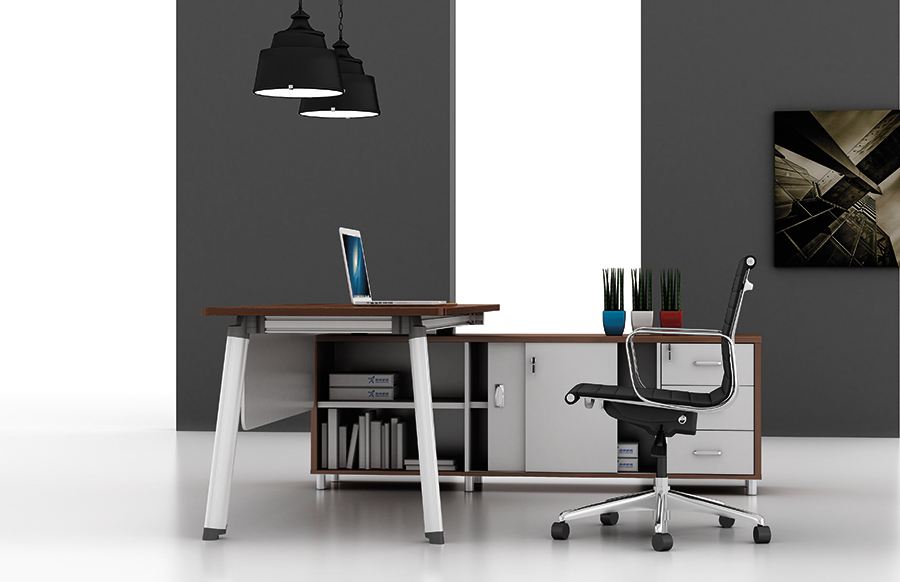 路德--主管台3 副本.jpg